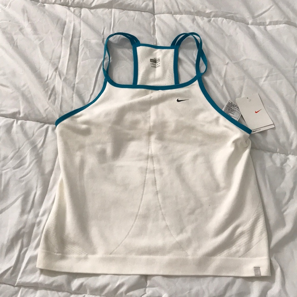 Tennis top